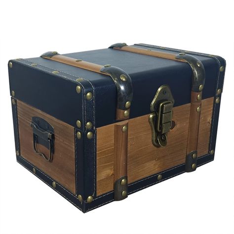 Pirate treasure chest