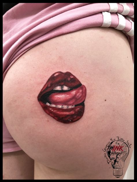 Snack Tattoos For Women, But Cheek Tattoos For Women, Kissy Lips Tattoo, Lips Tattoo Design, Lust Tattoo, Red Lips Tattoo, Lip Print Tattoos, Tongue Tattoo, Arrow Tattoos For Women