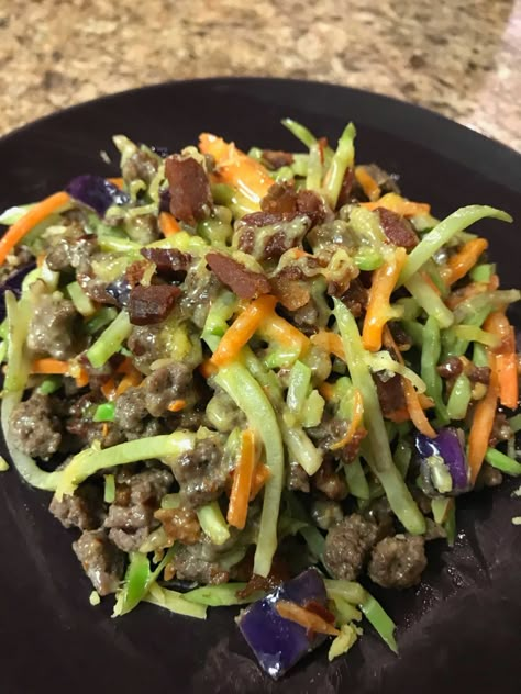 Broccoli Slaw Recipe, Keto Bacon Cheeseburger, Keto Friendly Fast Food, Broccoli Slaw Recipes, Ground Beef And Broccoli, Keto Bacon, Cheeseburger Recipe, Slaw Recipe, Easy Keto Recipes