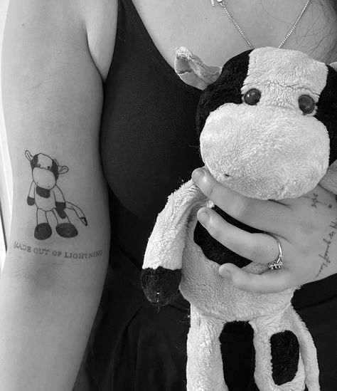 Dog Toy Tattoo, Childhood Toy Tattoo, Jellycat Tattoo, Childhood Dog Tattoo, Childhood Stuffed Animal Tattoo, Plushie Tattoo, Childhood Tattoo Ideas, Stuffed Animal Tattoo, Toy Tattoo