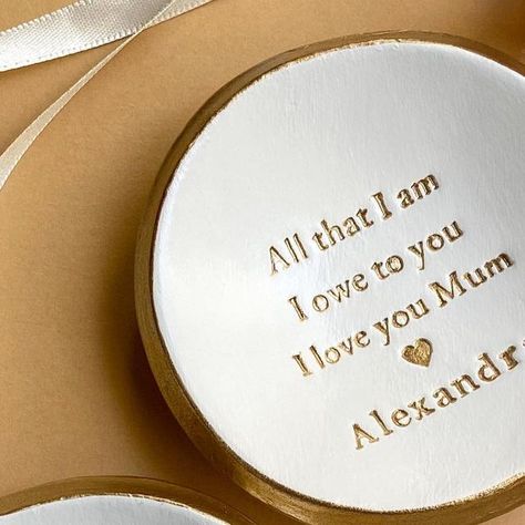 Valerie | Personalised Clay Ring dishes 💫 on Instagram: "Mother of the Bride • Mother of the Groom Gifts for Mum on your Wedding Day! 💐💝 A sweet and thoughtful way to thank your loving Mums/Bonus Mums for everything they do for you and to commemorate the wonderful moment on your Wedding day💫 I create these special keepsakes for exactly one purpose and that is, to show your appreciation, gratitude and love for the special humans in your life, especially when words aren’t enough.☺️💖 So gratef Mom Gifts Wedding Day, Gifts For Mom On My Wedding Day, Gift For Mom On Wedding Day, Gifts For Mother Of The Bride, Mother Of The Bride Gifts From Bride, Mother Of The Bride Gift Ideas, Gifts For Mum On Wedding Day, Mother Of The Bride Ornament, Mother Gifts Wedding