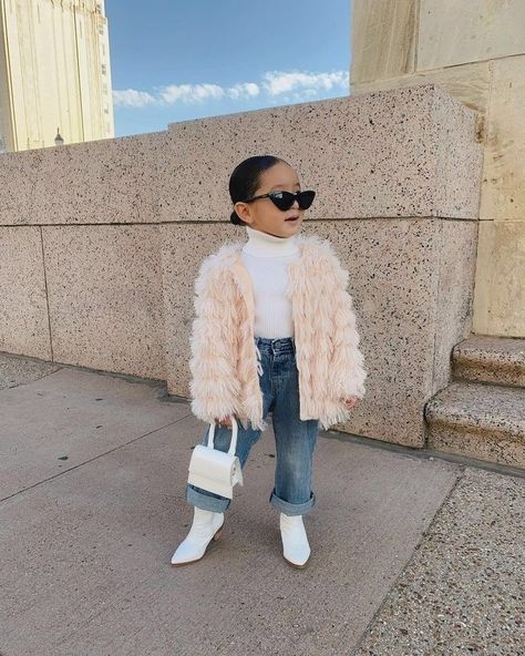 #girlsfashion #littlegirls #kidsfashionideas #fashion #fashionstyle #fashiontrend #moda #skirtfashion #outfits #outfitideas #outfitgirl #style #sunglasses #childrens Fashion For Girls, Radical Change, Fashion Baby Girl Outfits, Stylish Kids, Kids Outfits Girls, Baby Outfits