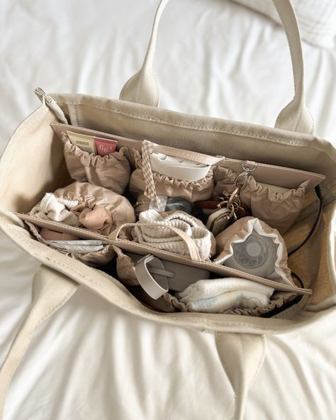 diaper bags don’t have to be ugly 🙅‍♀️ Transform your favorite handbag or tote into a stylish and functional diaper bag with ToteSavvy. 💗✨ #totesavvy #bagorganization #favoritefinds #packingsolutions #travelorganizer #travelessentials #travelingwithkids #babybag #diaperbag #diaperbagessentials Diaper Bag Aesthetic, My Essentials, Diaper Bag Essentials, Stylish Diaper Bag, Perfectly Organized, Diaper Bag Tote, Baby Necessities, Favorite Handbags, Bags Aesthetic