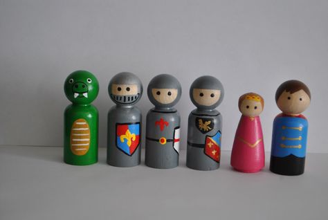 Castle Peg Doll Set Knight Peg Dolls by ThreeDivasShoppe on Etsy https://www.etsy.com/listing/243669694/castle-peg-doll-set-knight-peg-dolls Sca Largesse, Diy Castle, Paper Castle, Castle Crafts, Wood Peg Dolls, Bendy Doll, Handmade Wooden Toys, Toy Maker, Peg People