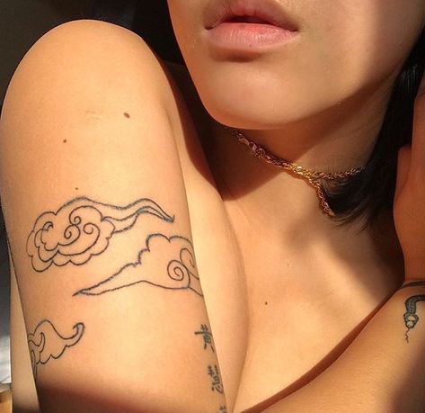 Shape Tattoo, Geometric Tattoos, Inspiration Tattoos, Diy Tattoo, Dainty Tattoos, Aesthetic Tattoo, Little Tattoos, Trendy Tattoos, Sleeve Tattoo