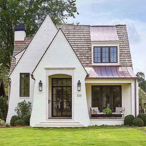 A Fresh Start Beverly Park, Painted Brick House, Brown Roof, Brick Detail, Mudroom Design, Cottage Exterior, Exterior Paint Color, Casa Exterior, Modern Cottage