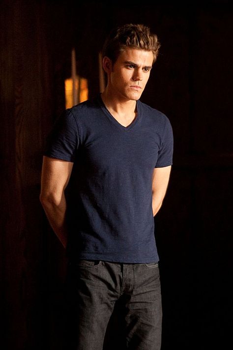 Pin for Later: 15 Vampire Diaries Costumes You Can Really Sink Your Teeth Into Stefan Salvatore Stephen Vampire Diaries, Stefan Salvatore Outfit, Stephen Salvatore, Harry Potter Humor, Vampire Outfits, Vampire Diaries Costume, Paul Wesley Vampire Diaries, The Salvatore Brothers, Dream Cast