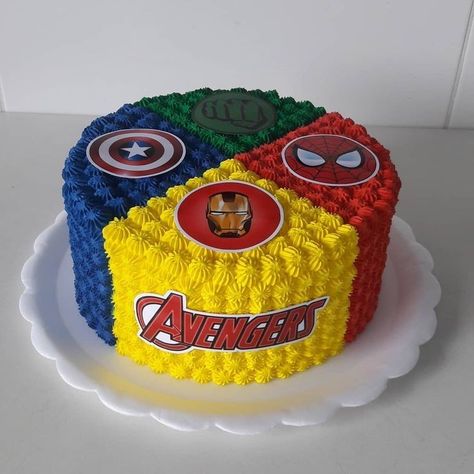 Marvel Birthday Cake, Avengers Birthday Party Decorations, Avengers Cake, Marvel Birthday Party, Hulk Birthday, Marvel Cake, Superhero Birthday Cake, Avenger Birthday Party, Avengers Party