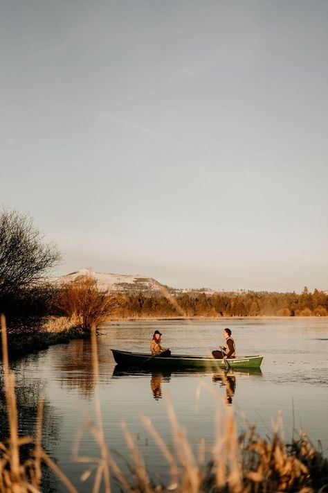 Fishing Photo Shoot, Fishing Couples, Boat Photoshoot, Canoe Fishing, Lake Photoshoot, Prewedding Outdoor, Ghost Of You, Destination Engagement, Love Boat