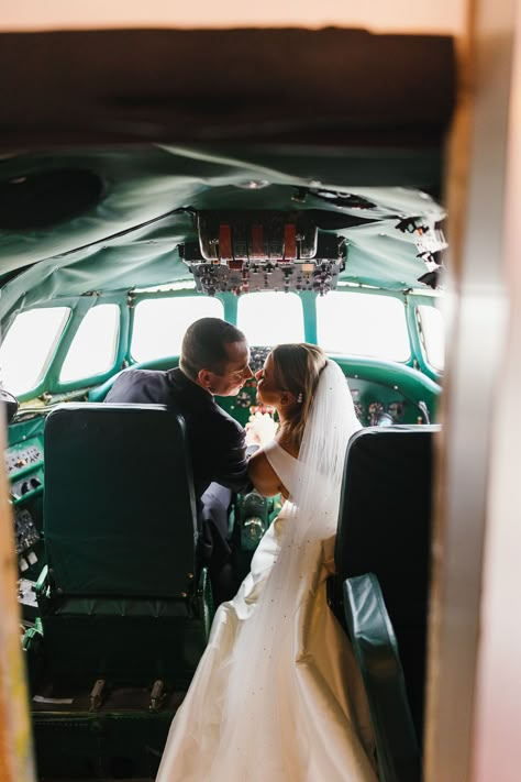 Aviation Couple Photoshoot, Pilot And Doctor Couple, Aviation Engagement Photos, Pilot And Flight Attendant Couple, Pilot Proposal, Pilot Engagement Photos, Twa Hotel Engagement Shoot, Plane Wedding, Pilot Wedding Ideas