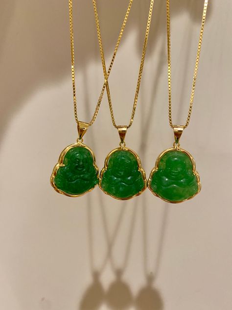 Nothing is better than wearing our abundant Buddha necklace everyday, let that money shine ✨💵 Jade is known for its wealth attracting properties and wisdom / calming properties. Information: ✨ The frame of the Buddha is made with Sterling Silver and plated with 14K Gold ✨ The Buddha is made with genuine green Jade 💚 ✨ Materials: .925 Sterling Silver (stamped) and plated with 14K Gold. ✨ Hypoallergenic ✨ Tarnish resistant This makes awesome gift for yourself if your looking to attract peace and Real Jade Necklace, Green Buddha Necklace, Buddha Jade Necklace, Gold Jade Necklace, Buddha Necklace Gold, Jade Buddha Necklace, Shoot Moodboard, Buddhist Necklace, Jade Buddha