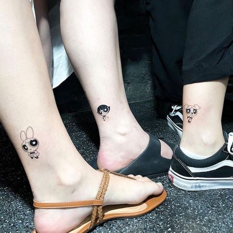 Powerpuff Girls Tattoo Siblings, Powerpuff Girls Matching Tattoos, Pretty Ankle Tattoos, Power Puff Girls Tattoo, Cartoons Tattoo Design, Powerpuff Tattoo, Cute Cartoon Tattoos, Powerpuff Girls Tattoo, Tattoo Designs For Couples