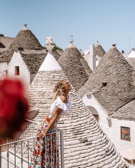 L A R A . K A M N I K on Instagram: “TRULLI AlberoBELLO 🇮🇹👌🏽 . This small town renowned for its trulli, the iconic whitewashed stone huts with conical roofs is probably the…” Whitewashed Stone, Alberobello Italy, Travel Pose, Dream Pictures, Italy Holidays, Italy Outfits, Italy Travel Tips, Italy Aesthetic, Puglia Italy