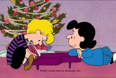 Schroeder & Lucy Famous Christmas Quotes, Charlie Brown Wallpaper, A Charlie Brown Christmas, Lucy Van Pelt, Peanuts Comic Strip, Peanuts Cartoon, Christmas Tale, Peanuts Characters, Brown Christmas