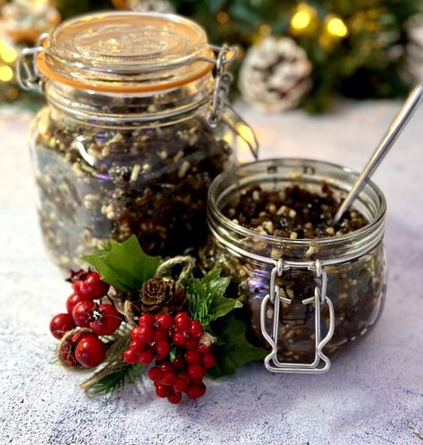 Christmas Mincemeat Recipe - Best Recipes UK Christmas Mincemeat, Mincemeat Recipes, Mincemeat Recipe, Bramley Apple, Minced Meat Recipe, Glace Cherries, Fortified Wine, Apple Brandy, Mince Pies