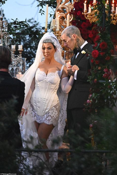 Kourtney Kardashian And Travis Barker, Kourtney Kardashian And Travis, Kardashian Wedding, Lea Seydoux, Iconic Weddings, Celebrity Wedding Dresses, White Wedding Gowns, Travis Barker, Catherine Deneuve