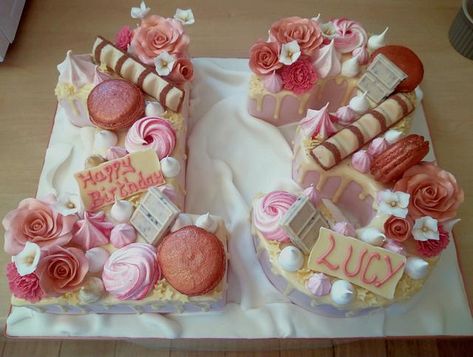 White Ganache, Gold Macarons, Ganache Drip, Chocolate Fudge Cake, Number 13, Fudge Cake, Pink Carnations, Roses Pink, Drip Cake