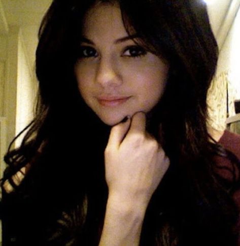 Selena Gomez 2014, Selena Gomez Short Hair, 2000s Girl, Selena Gomez Photos, Selena Gomez Style, Selena G, Long Dark Hair, Short Straight Hair, Marie Gomez