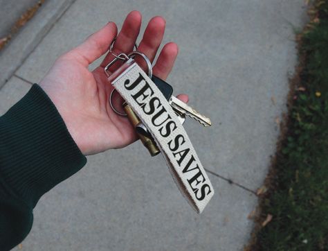 Jesus saves Christian  keychain wristlet. A good reminder of God always by your side and a good conversation starter to witness to others. - Perfect gift for anyone! *PRODUCT DETAILS . 100% cotton band with high quality htv . 6" long x 1" wide ( may vary slightly).  *CUSTOMIZATION :  - SIDE A: ALL FOR HIS GLORY in a beautiful font - SIDE B:  keep blank or add a design for an additional charge *SHIPPING/PROCESSING: .Will be processed and shipped within 3/5 business days .After placing your order you will be sent a tracking number to track your package once it is shipped. Please check out my other items as well! Christan Gifts, Western Bf Gifts, Christian Christmas Gifts, Gifts For Christians, Keychains Cute, Christian Gifts For Him, Jesus Accessories, Bible Gifts, Christian Products