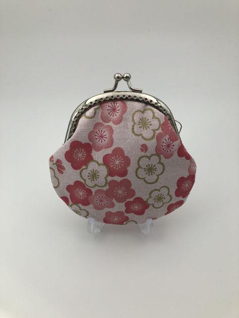 Kisslock Coin Purse / Clasp Coin Purse / Change Wallet - Japan Spring Floral Sakura Kiss Lock Purse, Best Friends Birthday, Japan Spring, Clasp Purse, Big Handbags, Hand Bags For Women, Pink Sakura, Flower Keychain, Frame Purse