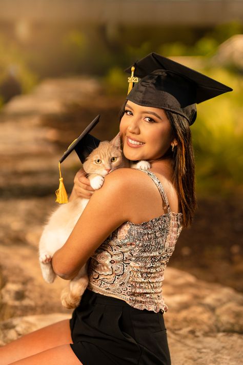 Texas state graduation pictures| cap and gown pictures | graduation picture ideas | austin texas graduation pictures | cute outfits for graduation | senior photo poses | TXST graduation photos | college graduation pictures | fall graduation pictures | spring graduation pictures | cat with graduation cap Cute Graduation Picture Ideas, Senior Spotlight Ideas, High School Graduation Inspo Pics, Cute Grad Photo Ideas, Memorial Graduation Pictures, Nursing Senior Pictures Graduation Pics, Unique Cap And Gown Pictures, Senior Cap And Gown Picture Ideas, Grad Pic Poses Cap And Gown