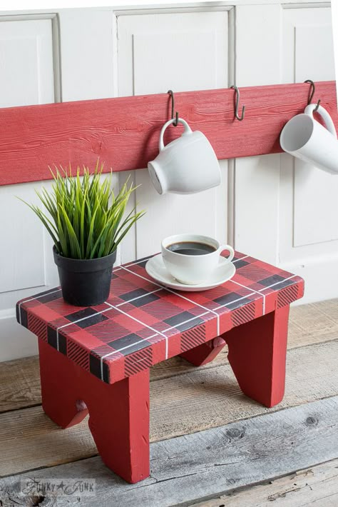 A vintage stool with a red and black Buffalo Check design with white plaid detail, made with Funky Junk's Old Sign Stencils Buffalo Check Decor, Farmhouse Signs Diy, Small Wood Crafts, Buffalo Plaid Decor, Funky Junk Interiors, Plaid Decor, Fun Furniture, Buffalo Check Plaid, Sign Stencils