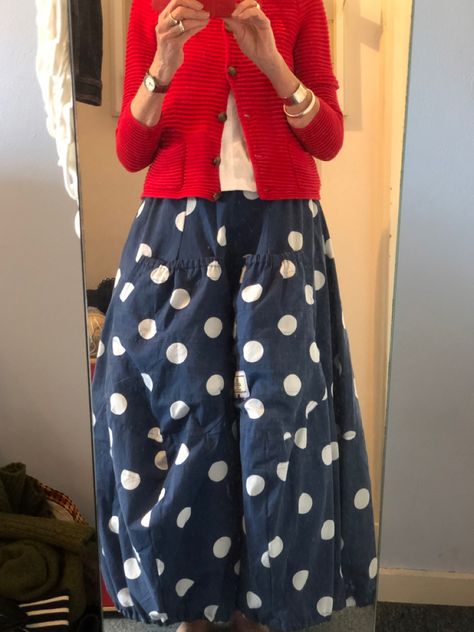 Polka Skirt Outfit, Fancy Cardigan, Polka Dot Skirt Outfit, Navy Polka Dot Skirt, Dot Skirt Outfit, Polka Skirt, 50 Style Dresses, Red Polka Dot Dress, Long Skirt Outfits