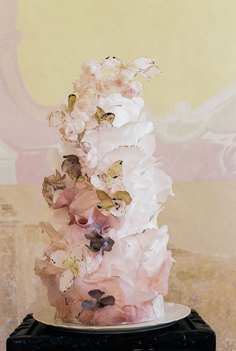 Avant Garde Wedding Cake, Avant Garde Wedding, Prague Wedding, Rococo Painting, Butterfly Wedding Cake, Painting Cake, Ruffle Wedding Cake, Wedding Atelier, Cakes Inspiration