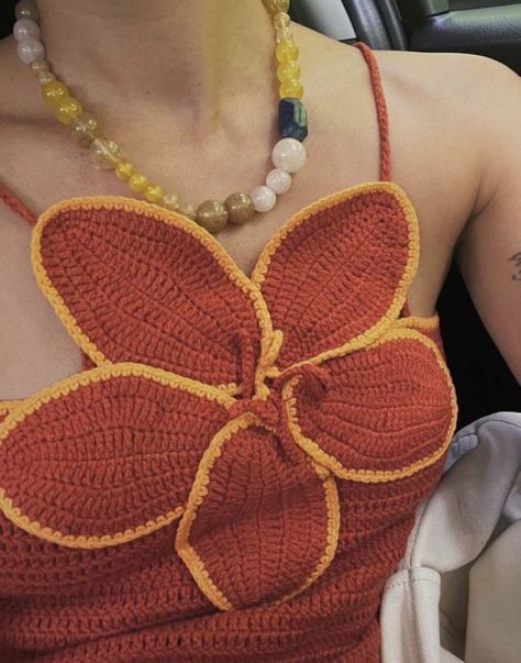 Hawaiian Crochet, Flower Top Crochet, Tropical Crochet, Flower Crochet Top, Crochet Flower Top, Messy Aesthetic, Orange Crochet, Crochet Fairy, Mode Crochet