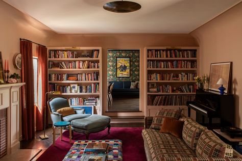 Frankie Shaw, Reath Design, Maximalist Living Room, California Colors, Rainbow House, Pretty Room, Los Angeles Homes, Living Room Inspo, A Living Room