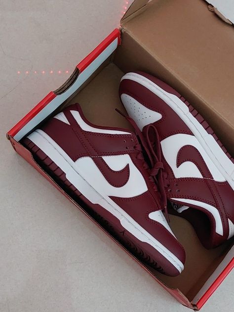 Maroon Dunks, Nike Dunk Low Team Red, Red Dunks, Maroon Shoes, Maroon Nike, Pretty Sneakers, Pretty Shoes Sneakers, All Nike Shoes, Nike Shoes Jordans