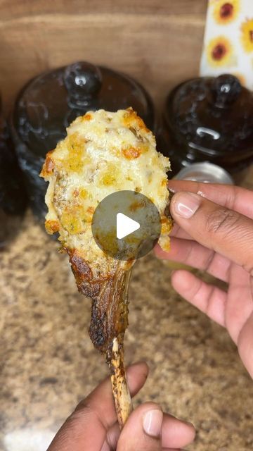 Daron B. on Instagram: "Parmesan Crust Lambchops.   Hi @drinkolipop 😄 Marinade: 6 Garlic Cloves Rosemary  Thyme  1 Tablespoon of Water  Olive Oil  12  lamb chops  3 Tablespoon of Kosher Salt (Or To Taste)  3 Teaspoons of White Pepper  1 Tablespoon of Smoked Paprika  Sear your lamb chops on each side for about 4 minutes. Remove from the pan. 16 oz of Parmesan Cheese (Freshly Shredded) 1 Half Cup of Grated Parmesan  Heavy cream- gradually. Just until it’s thick. 1 Half Cup of Panko BreadCrumbs  1 Half stick of butter MELTED.  Place in the oven on 375 for 7 minutes. Broil for 3 minutes.  . #daronthechef #olipoppartner #foodie" Garlic Parmesan Lamb Chops, Stuffed Lamb Chops, Parmesan Crusted Lamb Chops, Lamb Chops Marinade, Boudin Balls, Lamb Shoulder, Parmesan Crusted, Lamb Chops, 7 Minutes