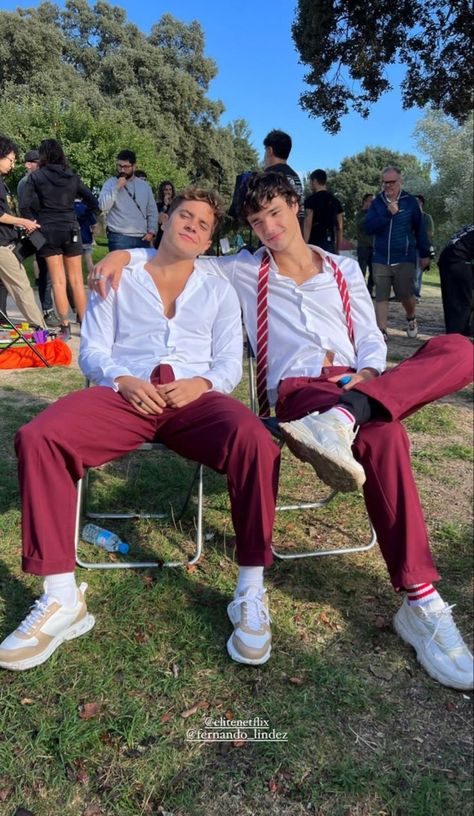 Dolan Twins Wallpaper, Arón Piper, Film Life, Gay Outfit, Baby Boy Nursery Decor, Pinterest Fashion, Baby Boy Nurseries, Viral Post, Really Good Movies