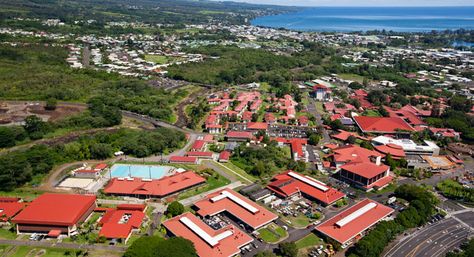 University of Hawaii at Hilo Best Island In Hawaii, Snow Surfing, Water Surfing, Moving To Hawaii, University Of Hawaii, Dream School, Hawaii Life, Weather And Climate, Big Island Hawaii