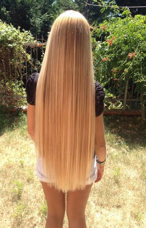 cheveux blond raide Perfect Blonde Hair, Extremely Long Hair, Silky Smooth Hair, Rapunzel Hair, Long Face Hairstyles, Perfect Blonde, Face Shape Hairstyles, Straight Blonde Hair, Really Long Hair