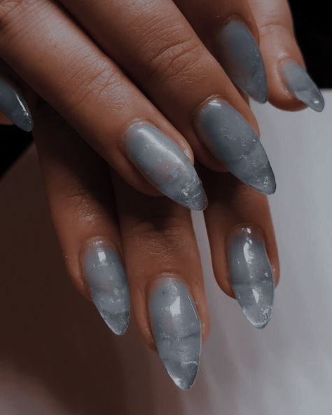 Siren Nails, Male Model Fashion, 90s High Fashion, Minimal Nail, Model Nails, Girls Stuff, Minimal Nails, Classy Aesthetic, Manicures Designs