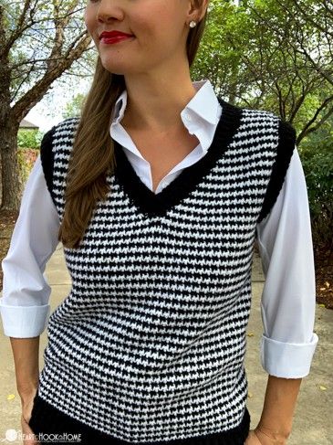 Houndstooth Sweater, Crochet Sweaters, Sweater Crochet, Crochet Collection, Sleeveless Pullover, Vest Pattern, Crochet Vest, Houndstooth Pattern, Vest Fashion