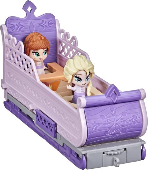 Disney Frozen Hasbro 2 Twirlabouts Picnic Playset Sled-to-Castle with Elsa and Anna Dolls and Accessories, Toys for Kids Ages 3 and Up Elsa And Anna Dolls, Anna Et Elsa, Frozen Dolls, Anna Doll, Elsa Doll, Elsa And Anna, Disney Frozen 2, Frozen Disney, Doll Play