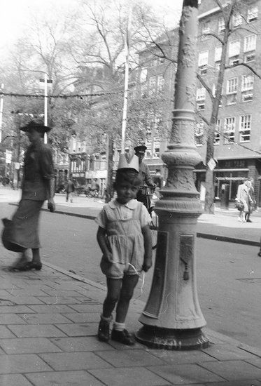 Oude foto's Amsterdam Amsterdam City, Old Photos, Holland, Amsterdam, Netherlands, Black And White, History, Van, Water