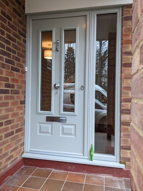 A stunning Painswick Edinburgh Solidor with a satin door knob alongside the supper secure Avocet ABS lock fitted in #Berkhamsted 
 Contact us for a FREE Quote! 
 @Solidorltd @avocetabs #abslocks
 #solidor #homeimprovements  #compositedoor #compositedoorsuk #door #doors #frontdoor #compositedoors #diy #diyproject #externaldoor #externaldoors #frontdoors #doorcolor #approvedinstaller #approvedsupplier #doorsofinstagram 
#berkhamsted Front Door House Ideas, Front House Door, Painswick Front Door, Composite Front Doors, Pvc Front Door, Solidor Door Painswick, White Aluminium Front Door, Upvc Back Door Ideas, Porch Doors Uk