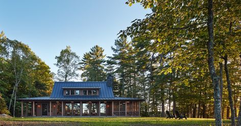 3 Midwest lake retreats put 'modern edge' on traditional cabin feel Lake Retreat, Lodge Room, Log Cabin Ideas, Standing Seam Metal Roof, Minnesota Home, Guest Cabin, Lake House Plans, Rustic Retreat, Traditional Exterior