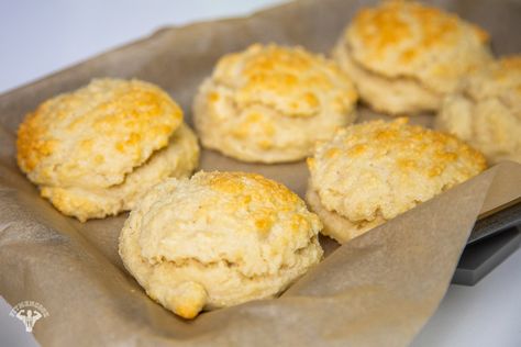 Low Carb Biscuits, Butter Biscuits Recipe, Butter Biscuit, Low Carb Biscuit, Butter Biscuits, Bob Evans, Keto Biscuits, My Breakfast, Almond Flour Recipes