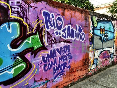 Where to find cool examples of street art in Rio de Janeiro, Brazil. Rio Video, Cool Street Art, Graffiti Tagging, Street Art Graffiti, Art Textile, Colorful Pictures, Rio De Janeiro, My Favourite, Places Ive Been