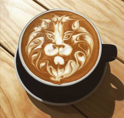 Summer Latte, Cappuccino Art, Coffee Prices, Coffee Latte Art, Living Single, Foam Art, Fair Trade Coffee, Cafe Latte, Good Morning Coffee