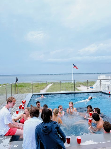 friends aesthetic, pool days Pool Day Aesthetic, Aesthetic Pool, America Party, Happy Birthday America, Summer Happy, Friends Day, Pool Day, Friends Aesthetic, Summer Goals