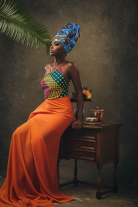 African Photoshoot Ideas Photo Shoots, Black Women Photography Poses, African Inspired Photoshoot, African Inspired Photoshoot Black Women, African Shoot Ideas, Afro Photography, Erykah Badu 90s Photoshoot, Kente Photoshoot, Shooting Photo Studio