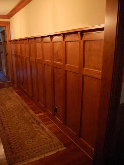 Stained wood board and batten Craftsman Wainscoting, Wooden Paneling, Craftsman Interiors, Wainscoting Stairs, Wainscoting Kitchen, Wainscoting Ideas, Wood Wainscoting, Painted Wainscoting, Wainscoting Bathroom