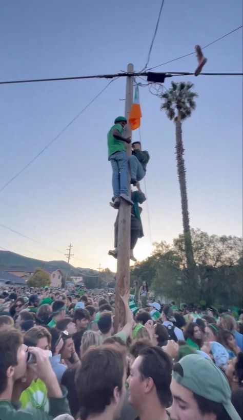 St. Fratties at Cal Poly Cal Poly Aesthetic, Cal Poly Slo Aesthetic, Calpoly Slo, Cal Poly Slo, A Well Traveled Woman, Cal Poly, Party Aesthetic, Dream College, Insta Inspo