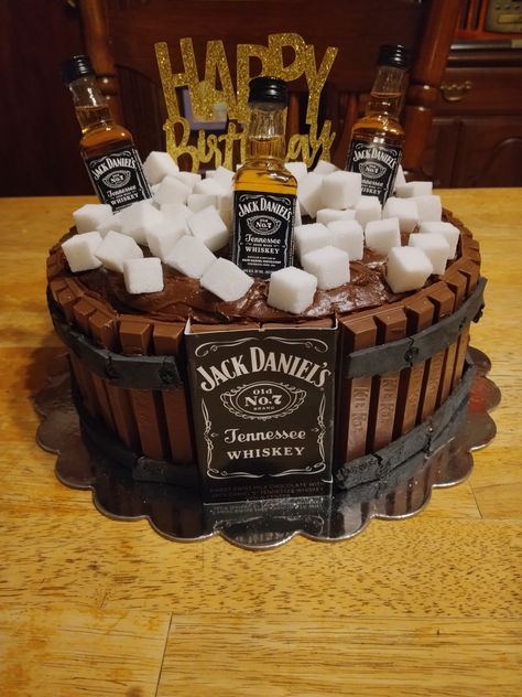 Whiskey Barrel Cake, Barrel Cake, 37 Birthday, Whiskey Cake, 21st Bday Ideas, 30 Birthday, 1st Birthday Cakes, Kinds Of Desserts, Birthday Party Theme Decorations