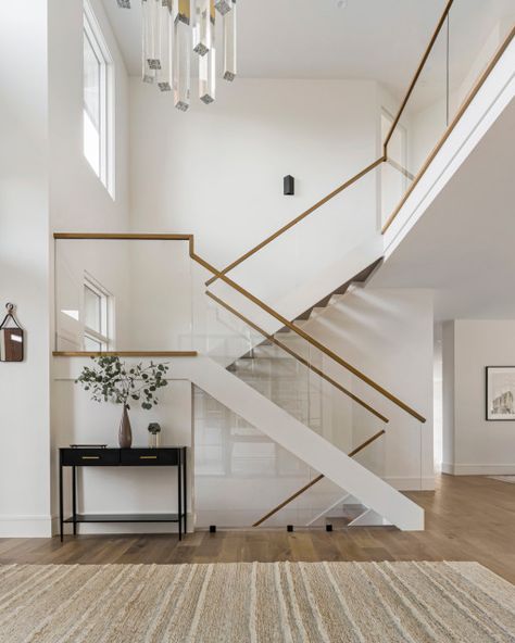 Los Altos Hills Fusion - Staircase - San Francisco - by Sarahliz Lawson Design | Houzz Home Staircase Design, Luxury Staircase Design, Home Staircase, Glass Staircase Railing, U Shaped Staircase, Modern Staircase Design, Glass Railing Stairs, Staircase Design Ideas, Luxury Staircase